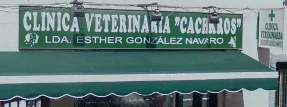 Fachada y letrero de Clínica Veterinaria Cachorros